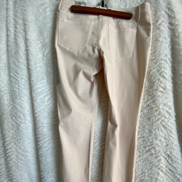 NWT Bass Skinny Fit leg pants light peach/pink First photos similar, not same - Picture 13 of 13